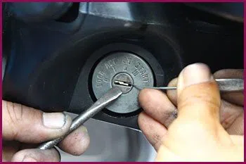 Philadelphia Locksmith Master Philadelphia, PA 215-716-7615 - 7-broken-key-extraction